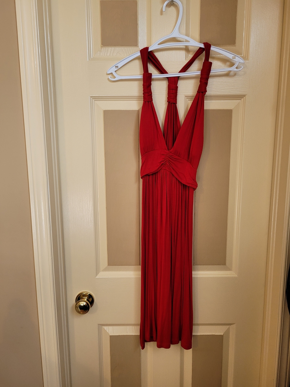 Forever 21 Red Sleeveless Twist-Detail Midi Dress